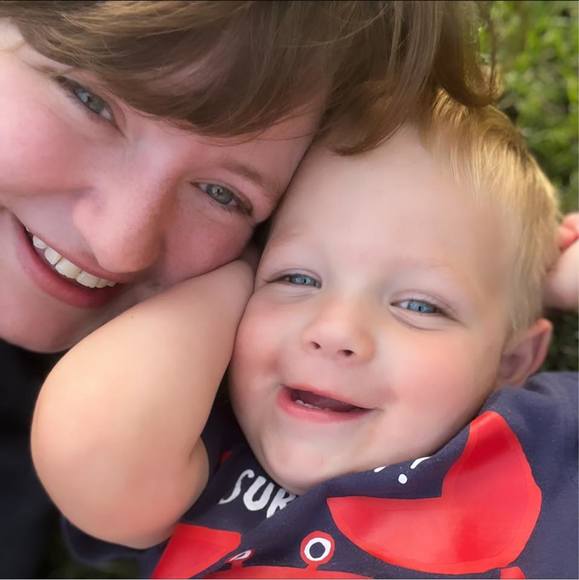 Meet your Posher, Caitlin - Picture 1 of 1